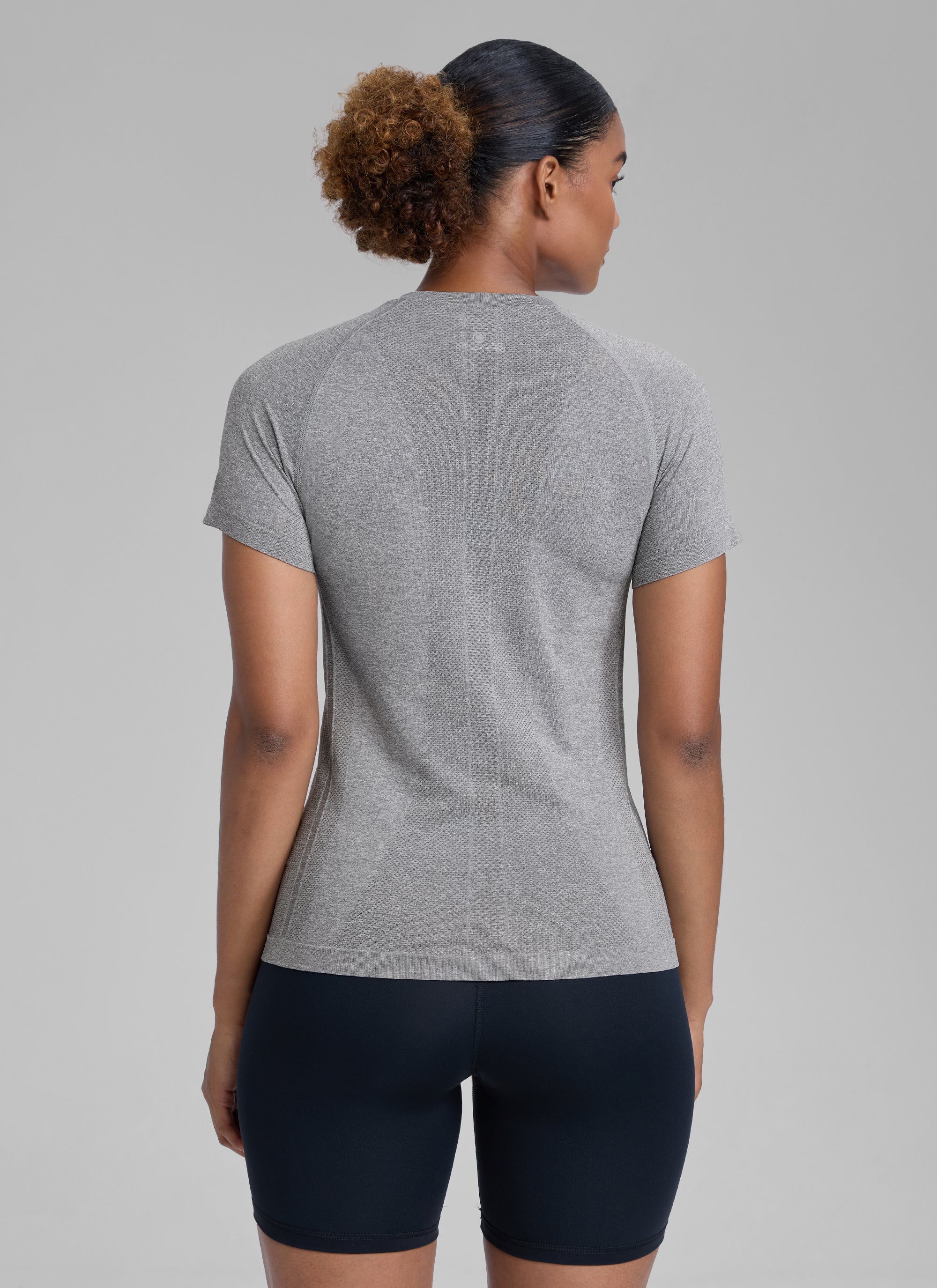 CRZ YOGA Women's Running Classic Fit Shirts Seamless Short Sleeves Slate Grey Marl